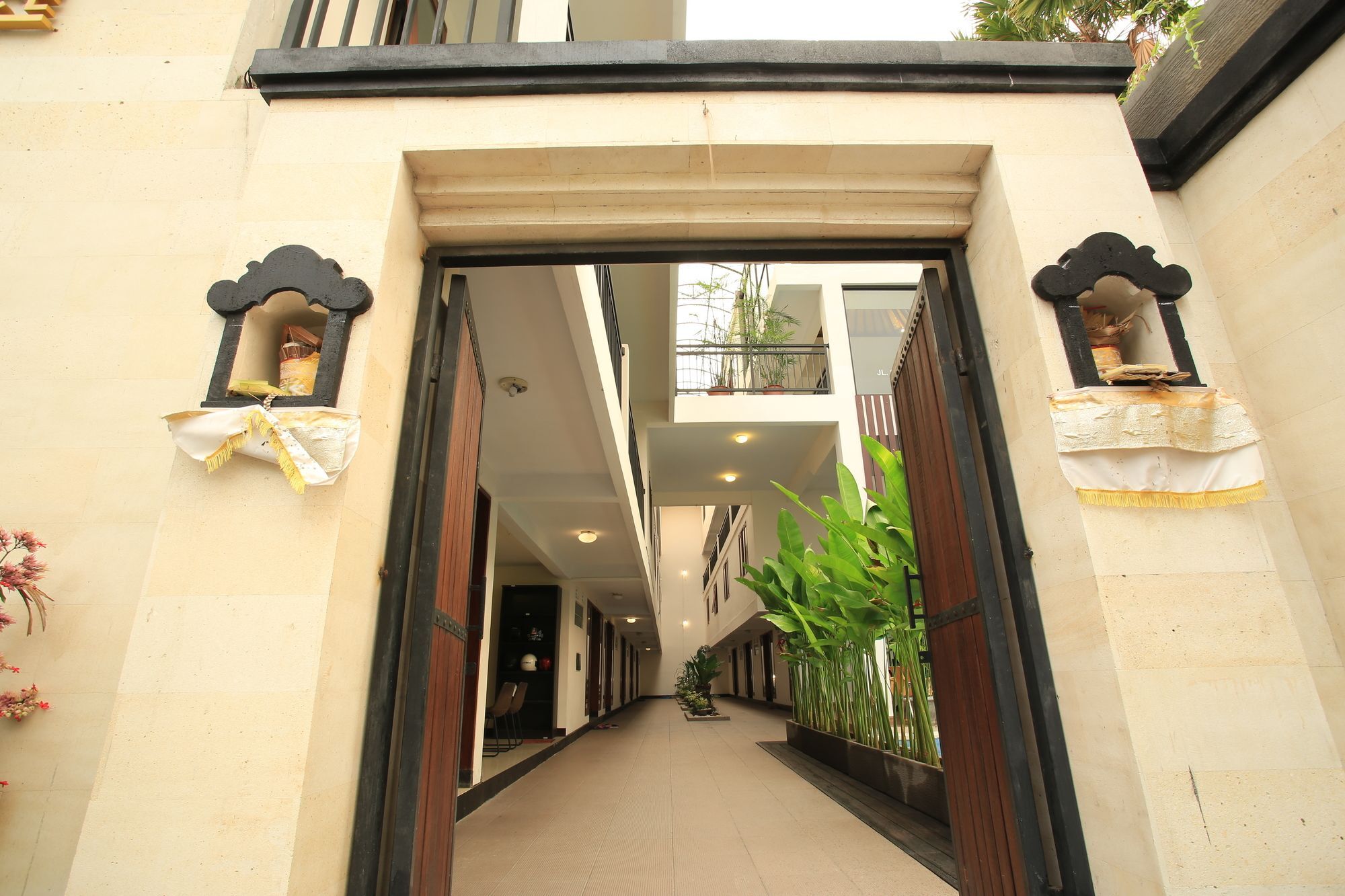 Legian Village Residence Seminyak  Exterior photo
